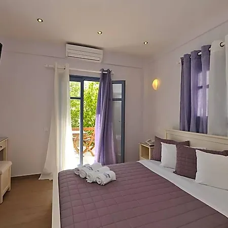 Aparthotel Alexandros