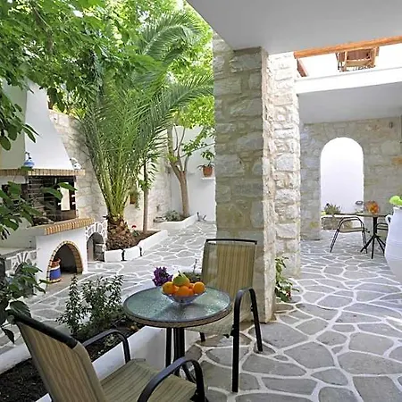 Aparthotel Alexandros 4*